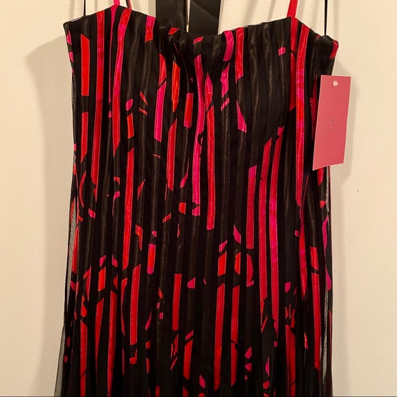JS Collections Evening/Party Dress - Picture 2 of 9